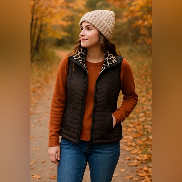 The North Face Reversible Quilted Vest Brown & Leopard S - Picture 1 of 6